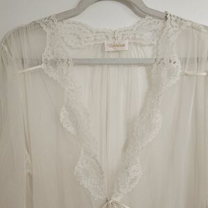 Lace Sheer Robe - Cream